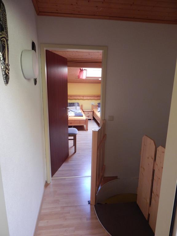 טאופליץ Appartement Bergblick מראה חיצוני תמונה